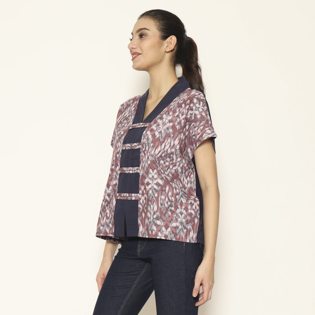 Olivia Blouse Kawung Purple - Image 3