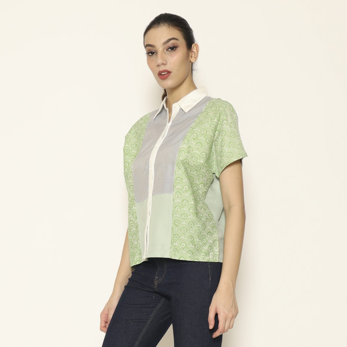 Patricia Shirt Cloud Green - Image 3
