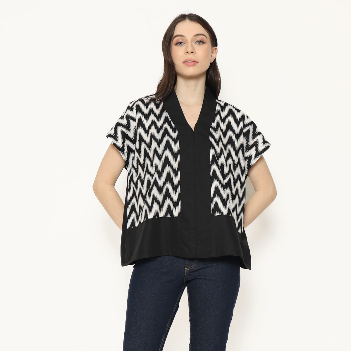 Rosita Blouse Black White