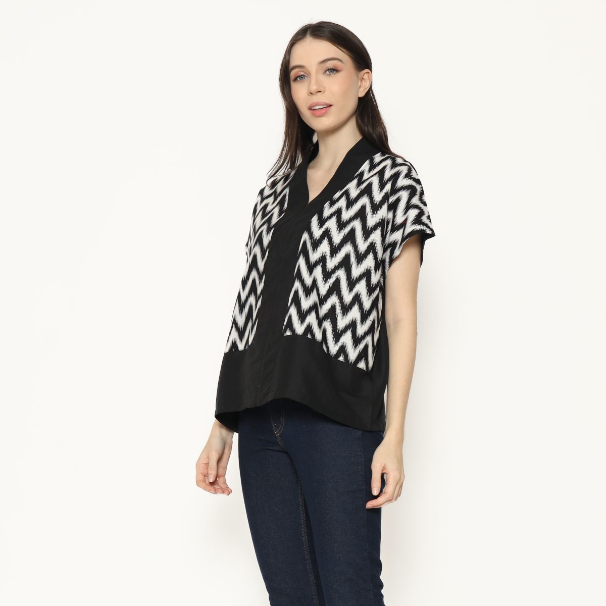 Rosita Blouse Black White - Image 3