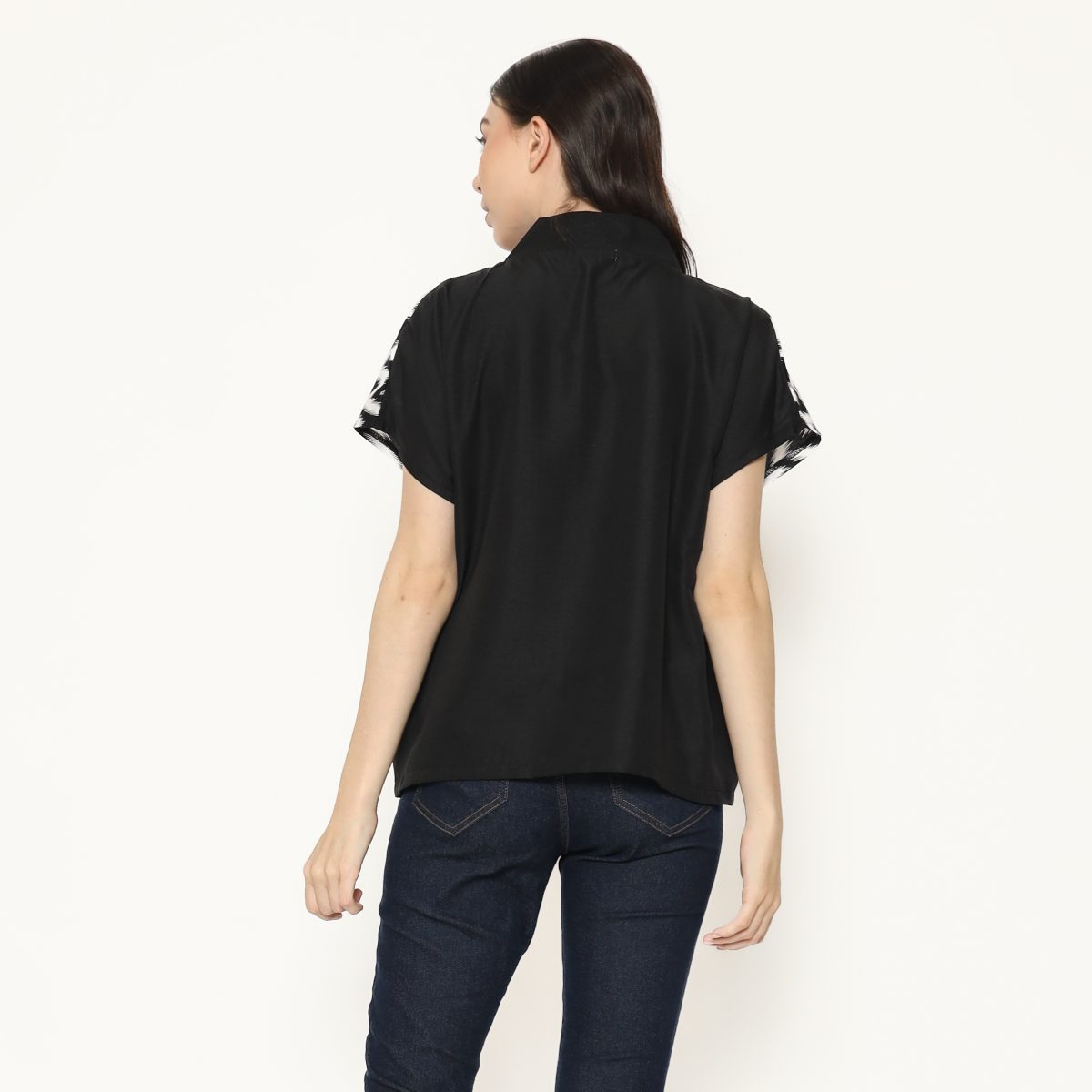 Rosita Blouse Black White - Image 5