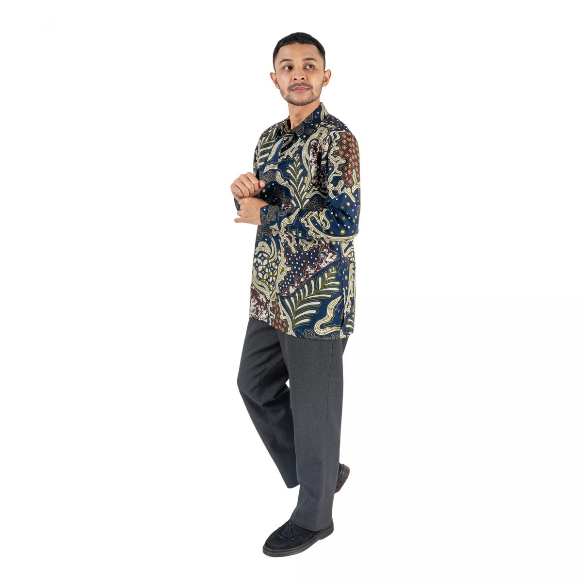 Tanggara Shirt Navy Brown - Image 4