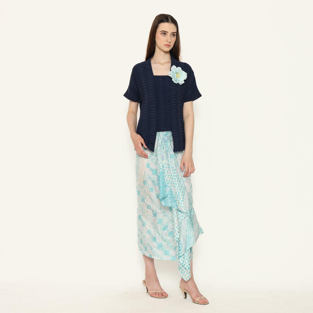 Yasmine Blouse Navy - Image 3