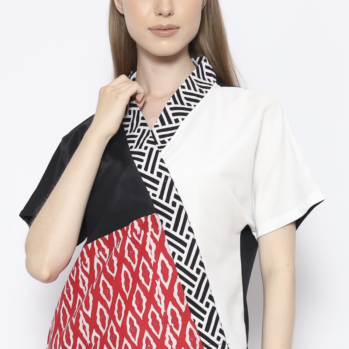 Irene Blouse Red Black - Image 2