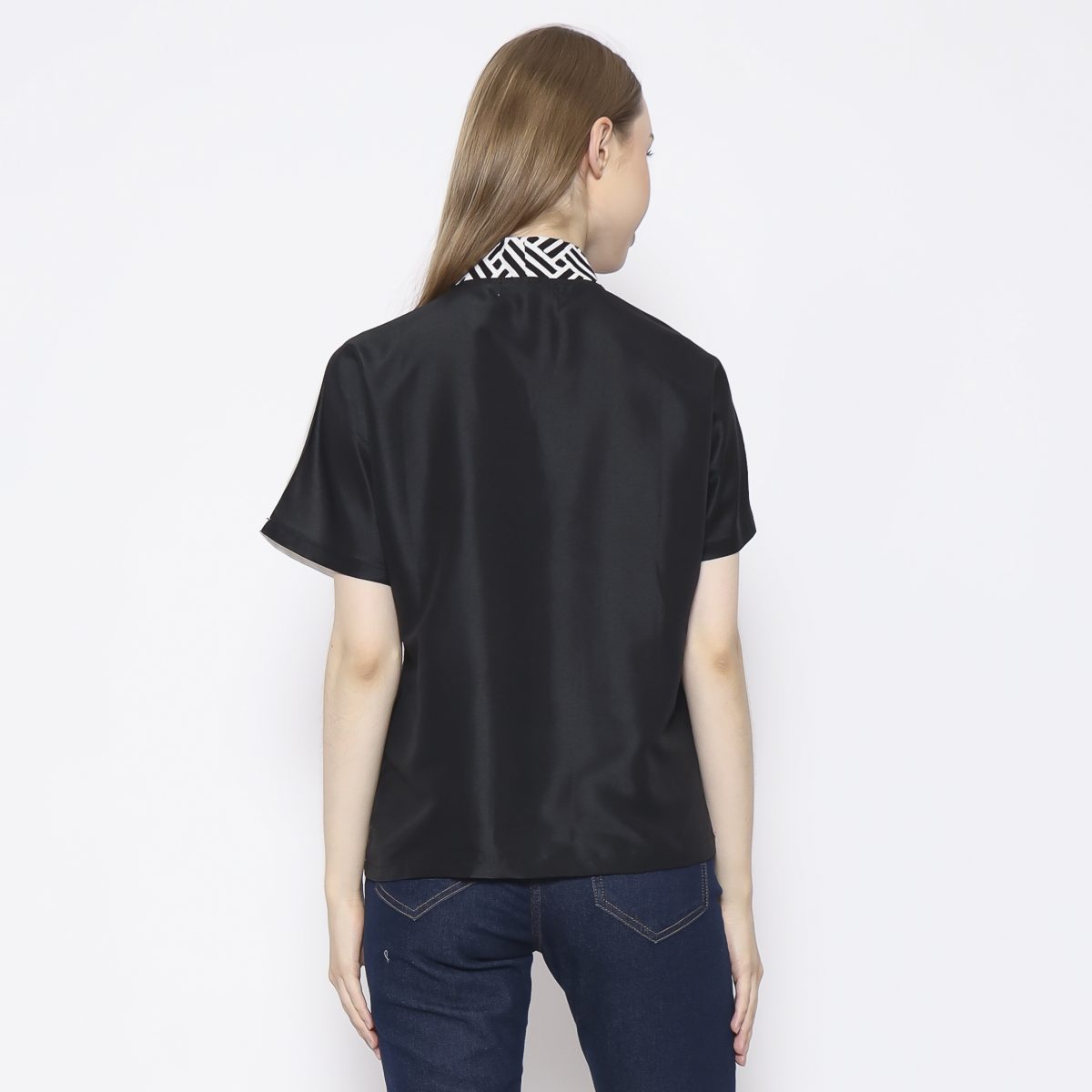 Irene Blouse Red Black - Image 5