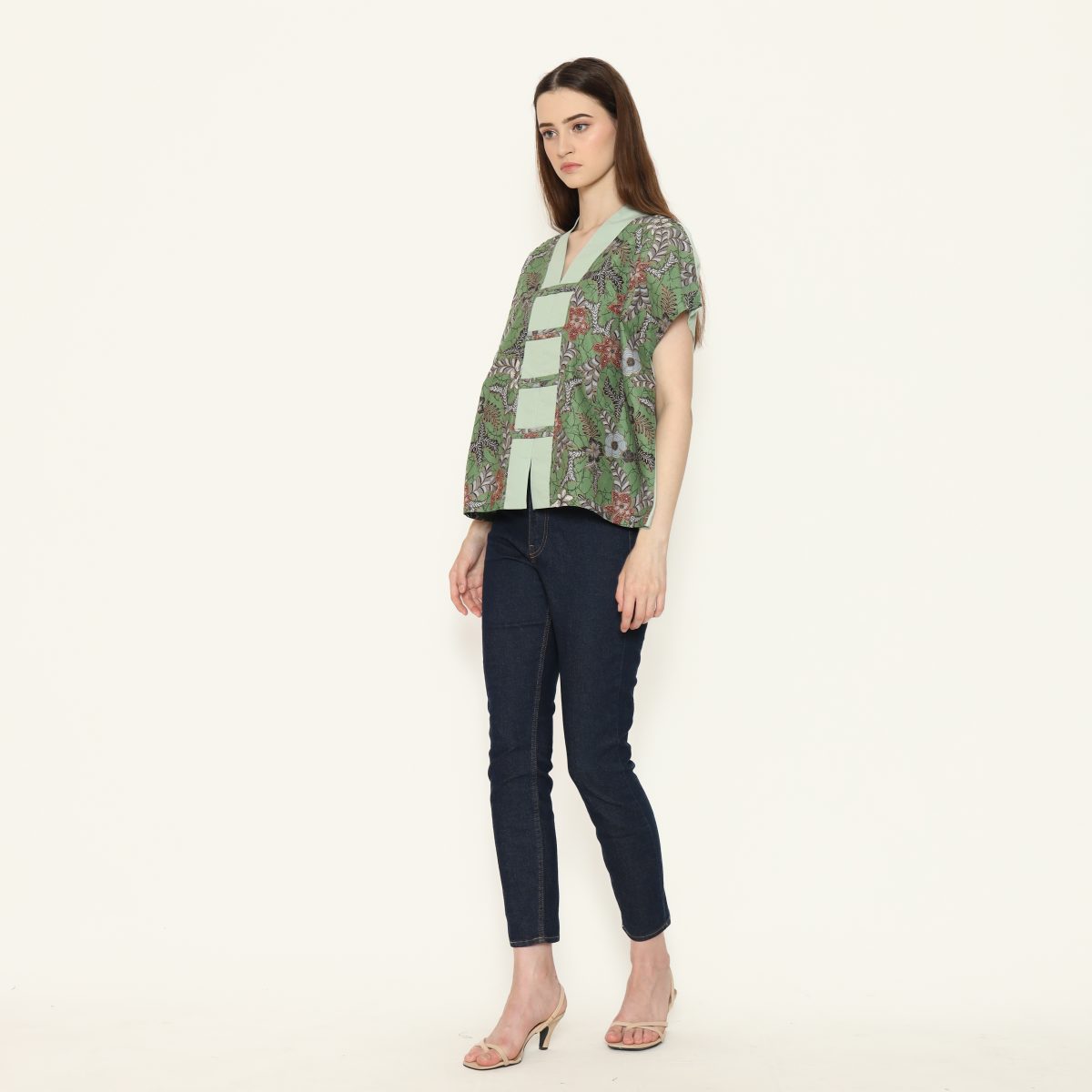Olivia Blouse Flower Green - Image 4