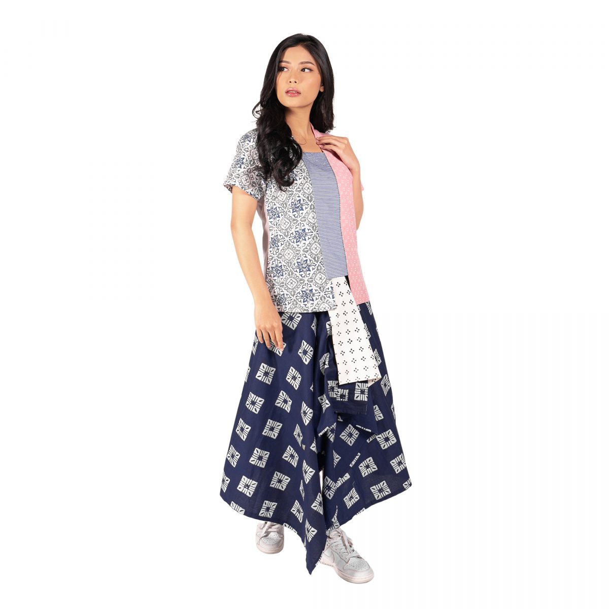 Sheisha Blouse Pink Grey - Image 3