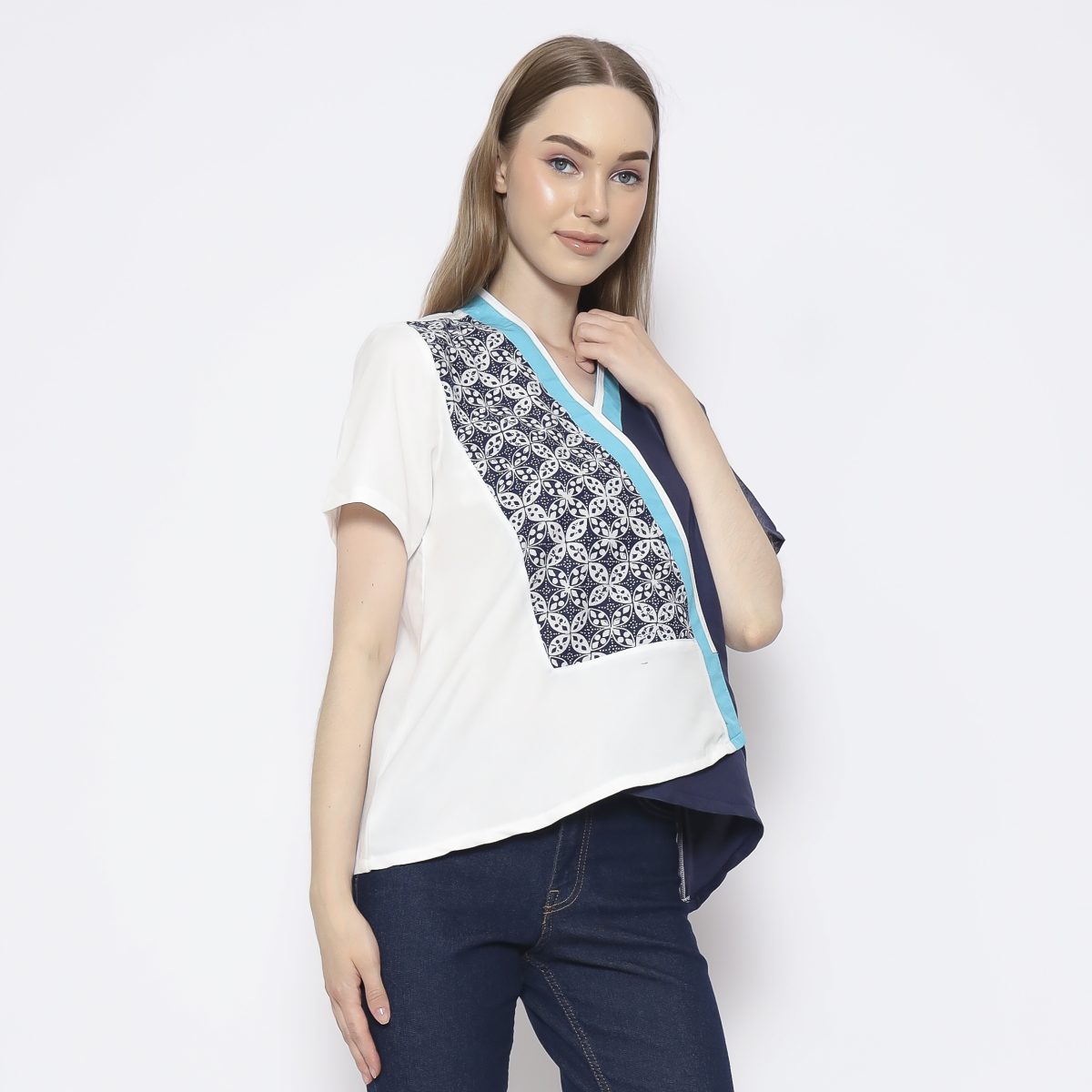 Lily Blouse Navy - Image 3