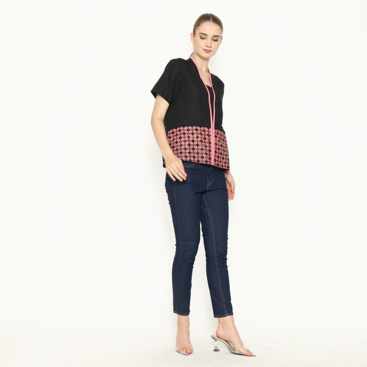 Yuki Blouse Black Pink - Image 4