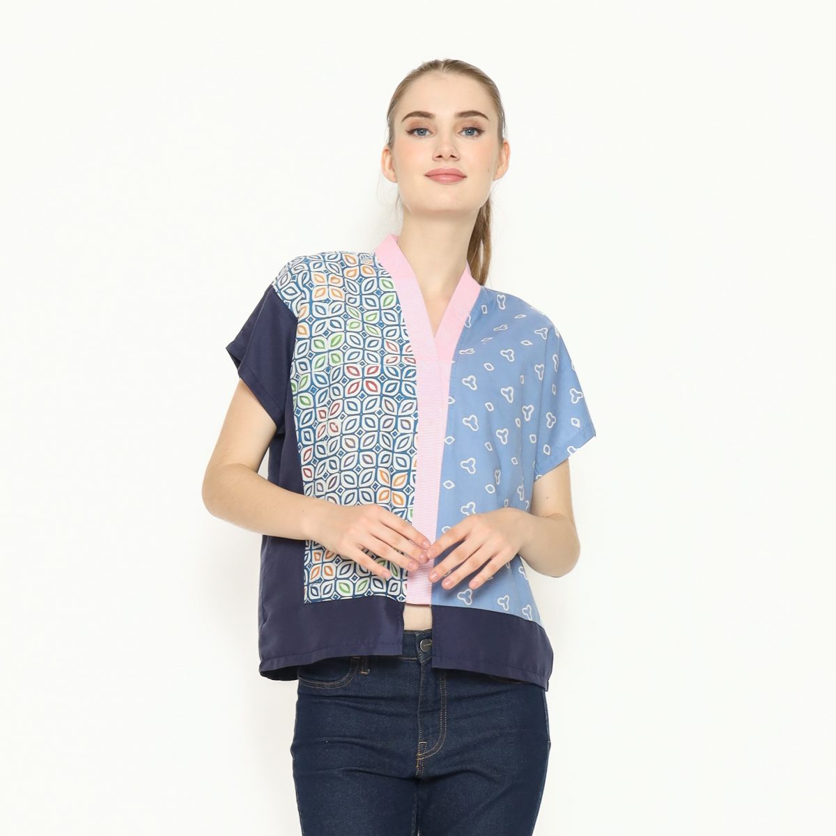 Fidelya Blouse Blue