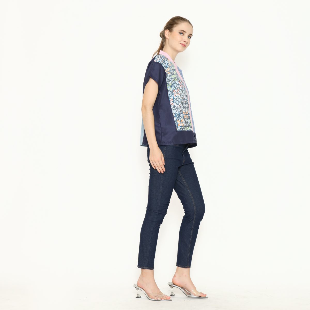 Fidelya Blouse Blue - Image 3