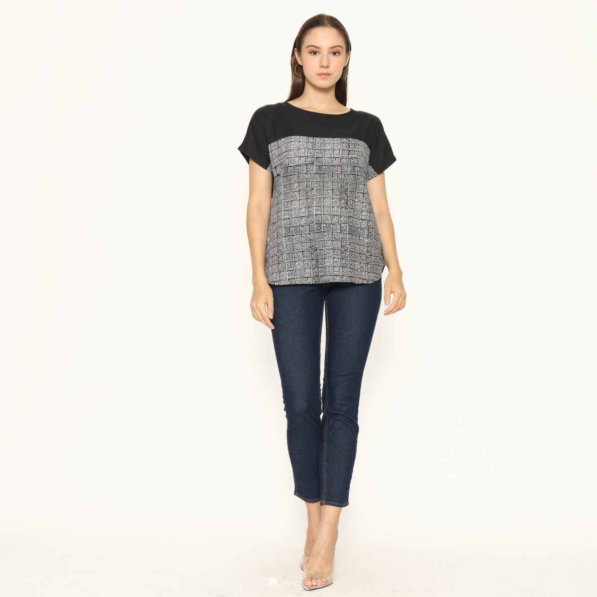 Forever Blouse Black Cream - Image 8
