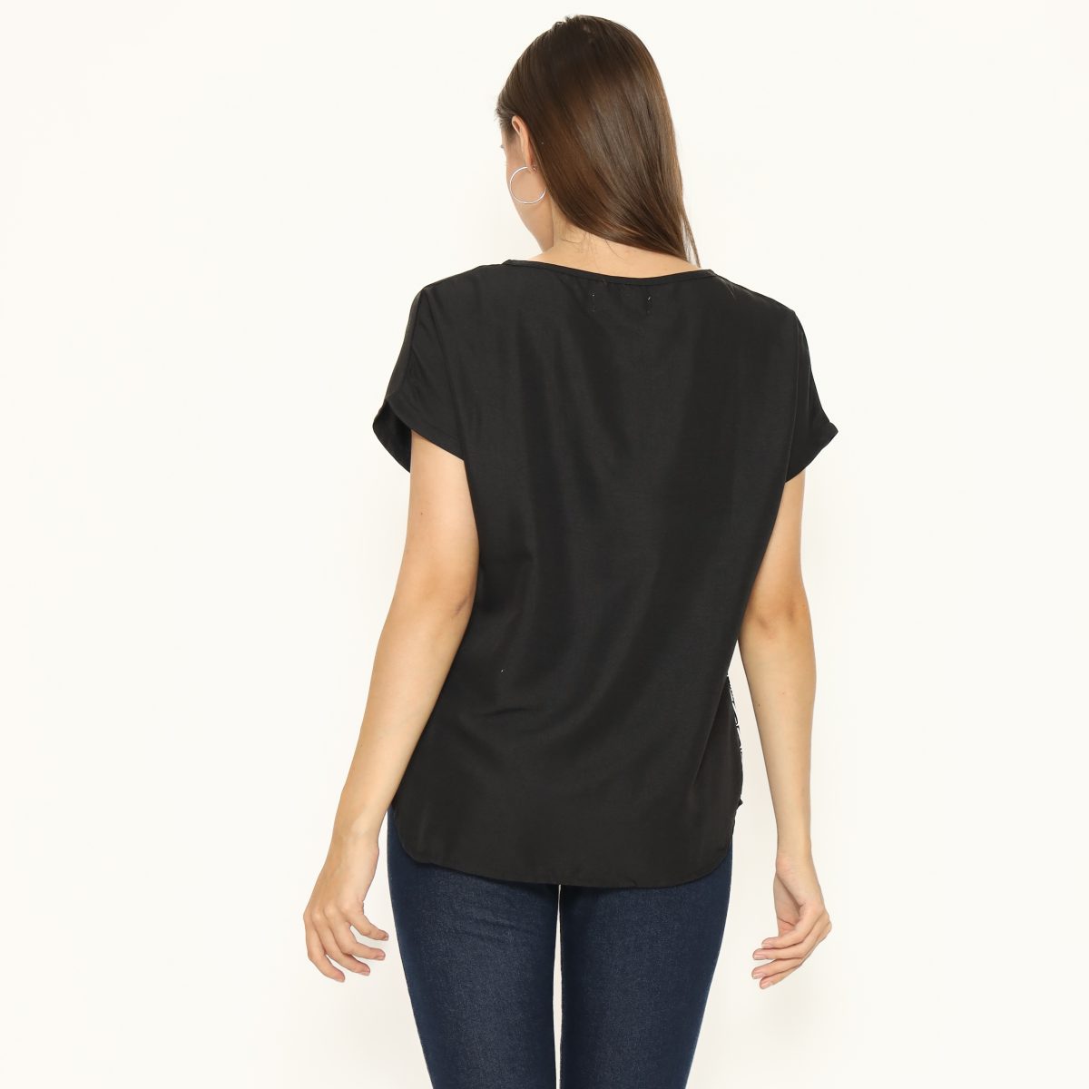 Forever Blouse Black Cream - Image 6