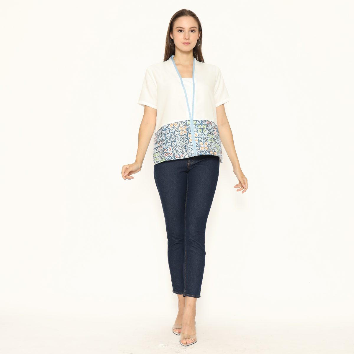 Yuki Blouse Cream Blue - Image 9