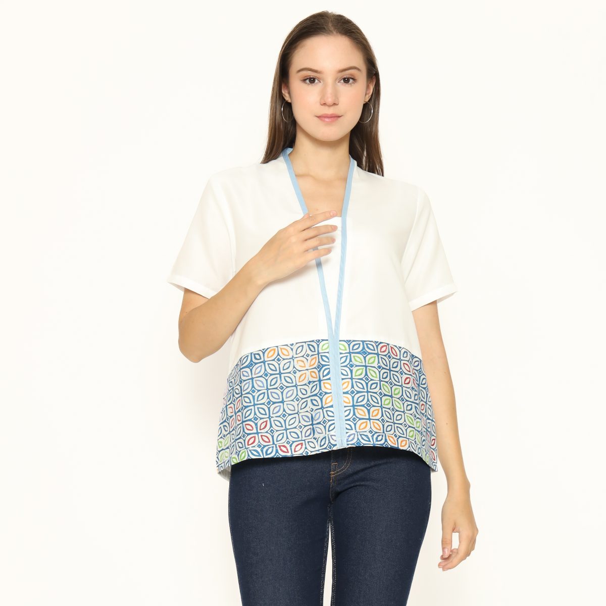 Yuki Blouse Cream Blue - Image 6