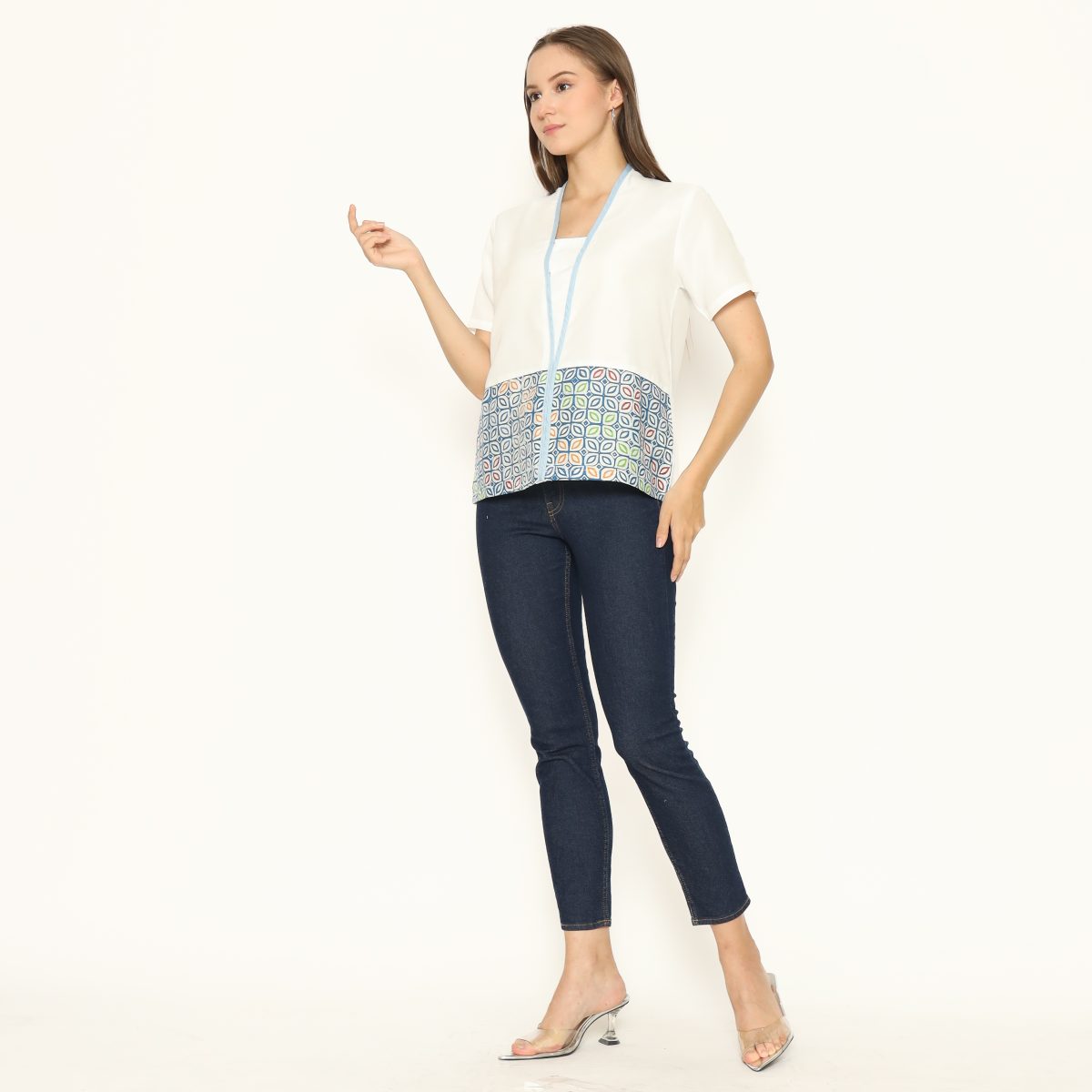 Yuki Blouse Cream Blue - Image 7