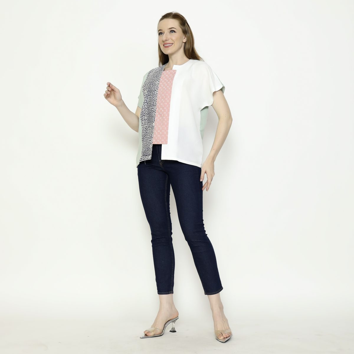 Novina Blouse Grey - Image 6