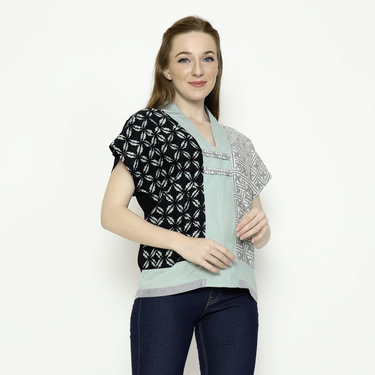 Inara Blouse Black Green - Image 3