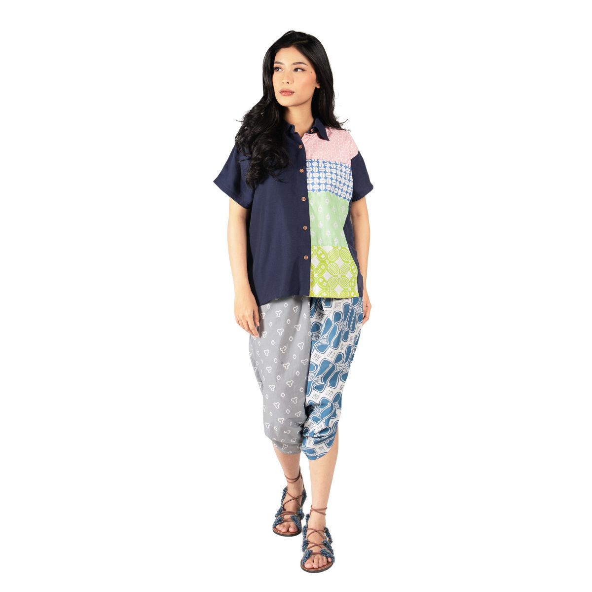 Modest Shirt Navy - Image 12