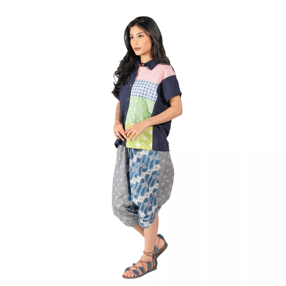 Modest Shirt Navy - Image 6