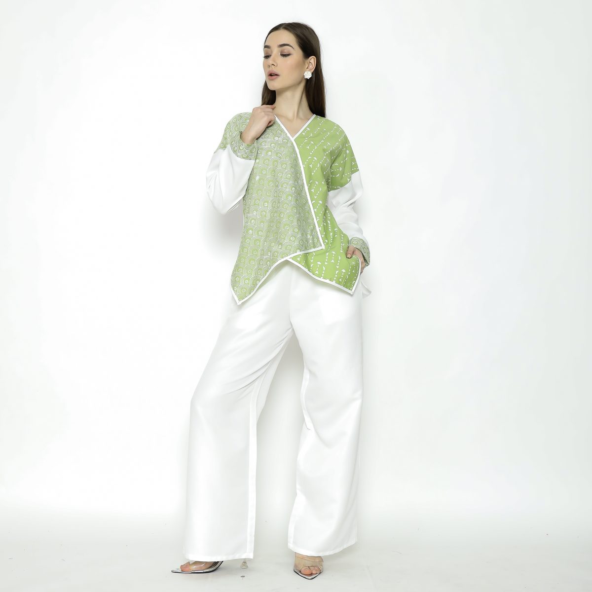 Fitria Blouse Green - Image 6