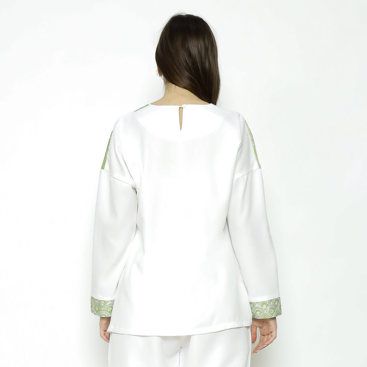 Fitria Blouse Green - Image 5