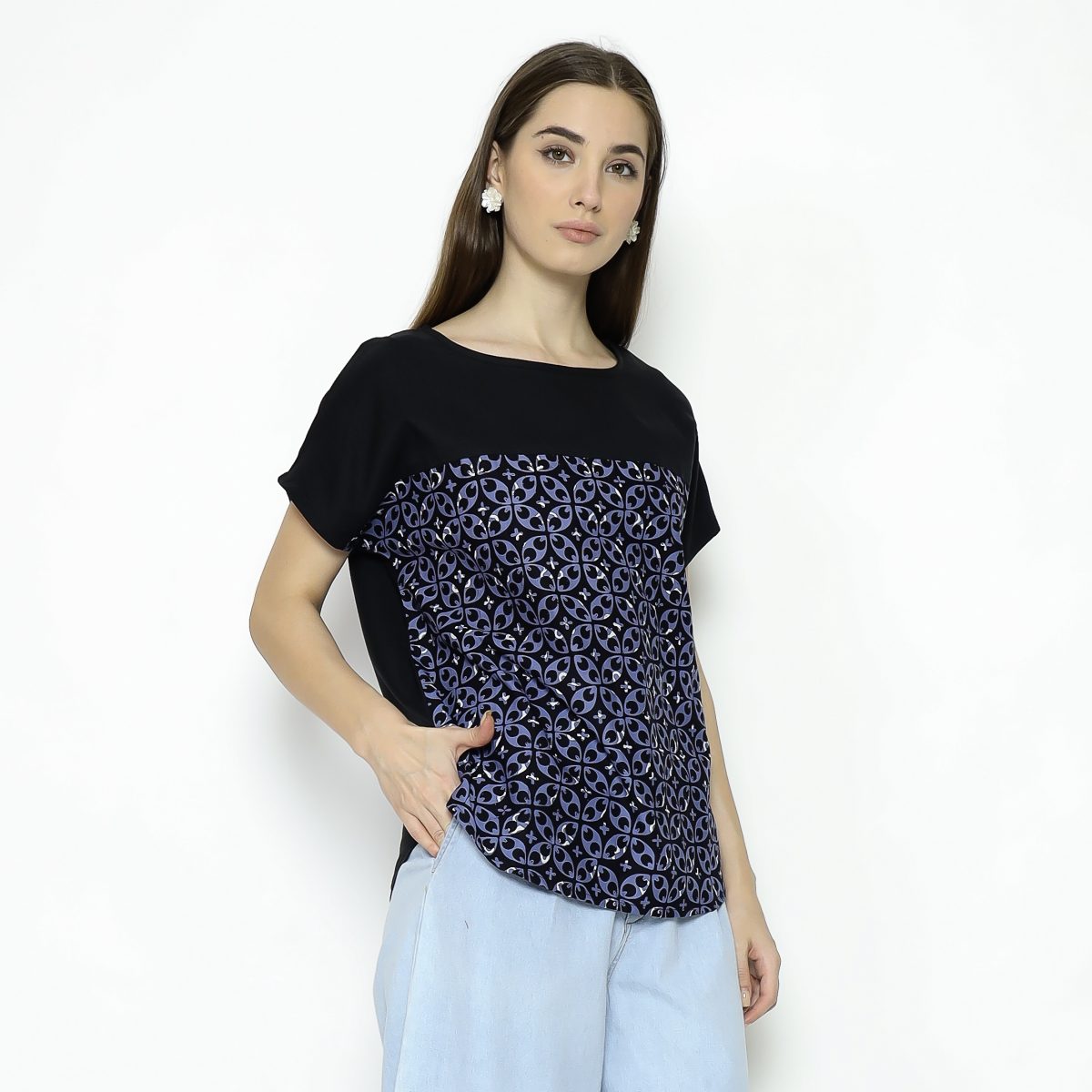 Forever Blouse Black Navy - Image 4
