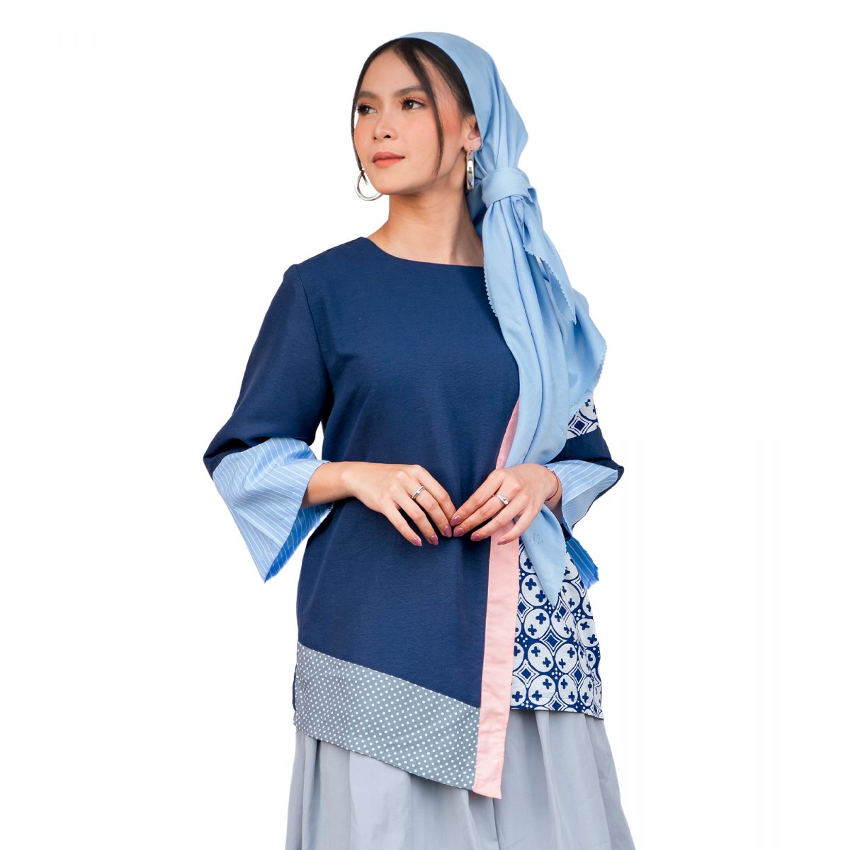 Elina Blouse Kawung Navy