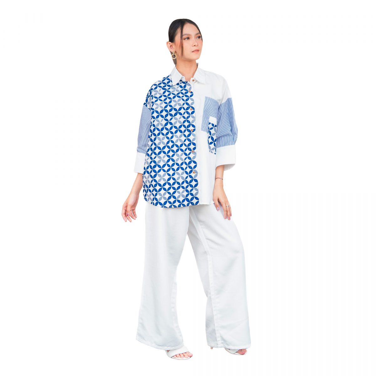 Emira Shirt Blue White - Image 3