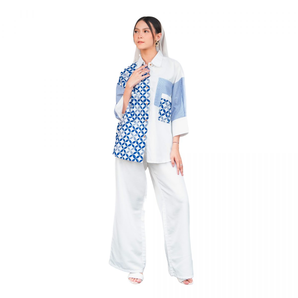 Emira Shirt Blue White - Image 6
