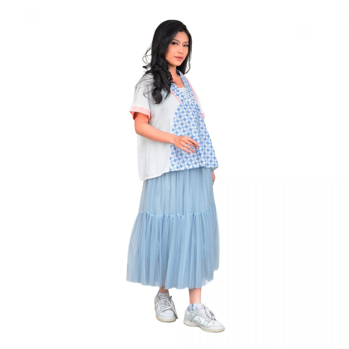 Riri Blouse White Blue - Image 4