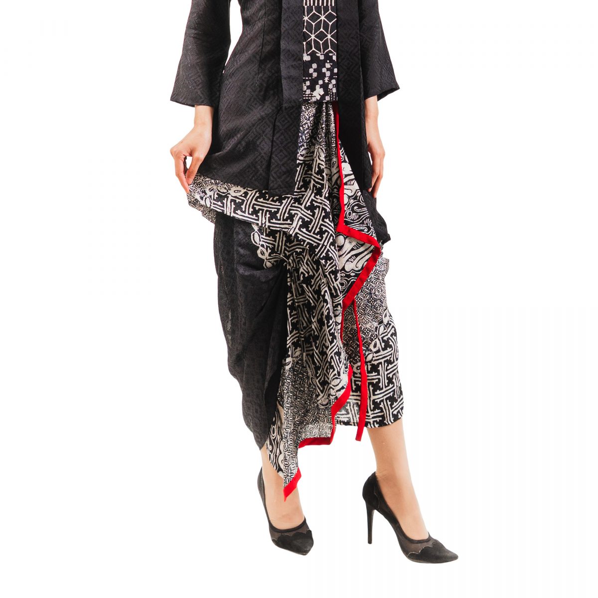 Nusantara Skirt Black - Image 3