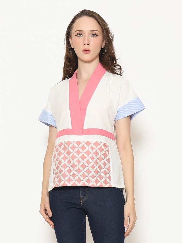 Akari Blouse Pink
