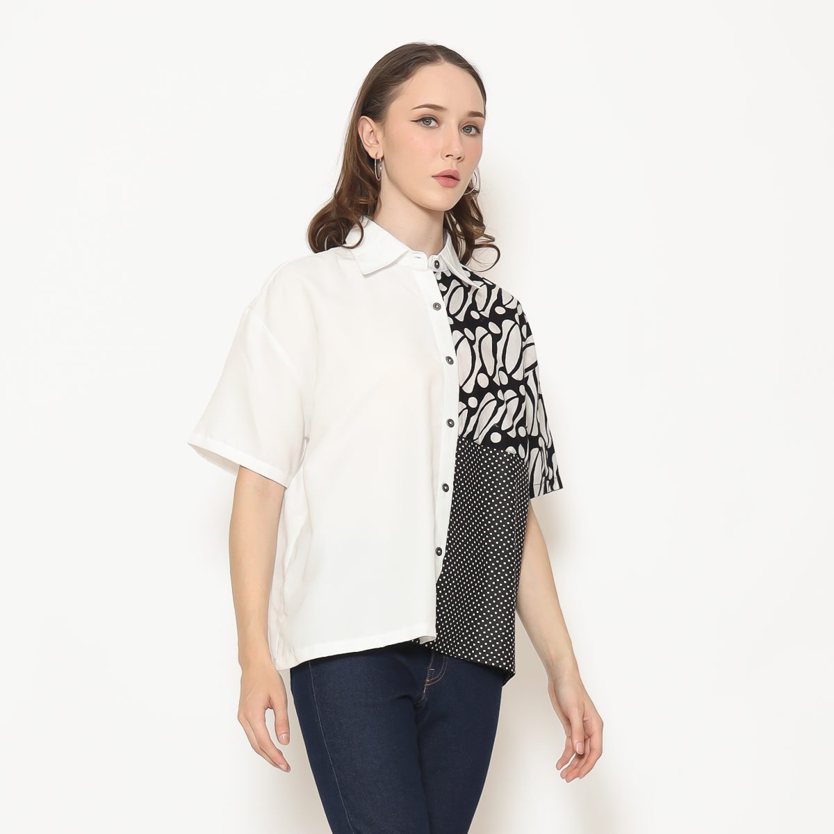 Dina Shirt Parang Black - Image 4