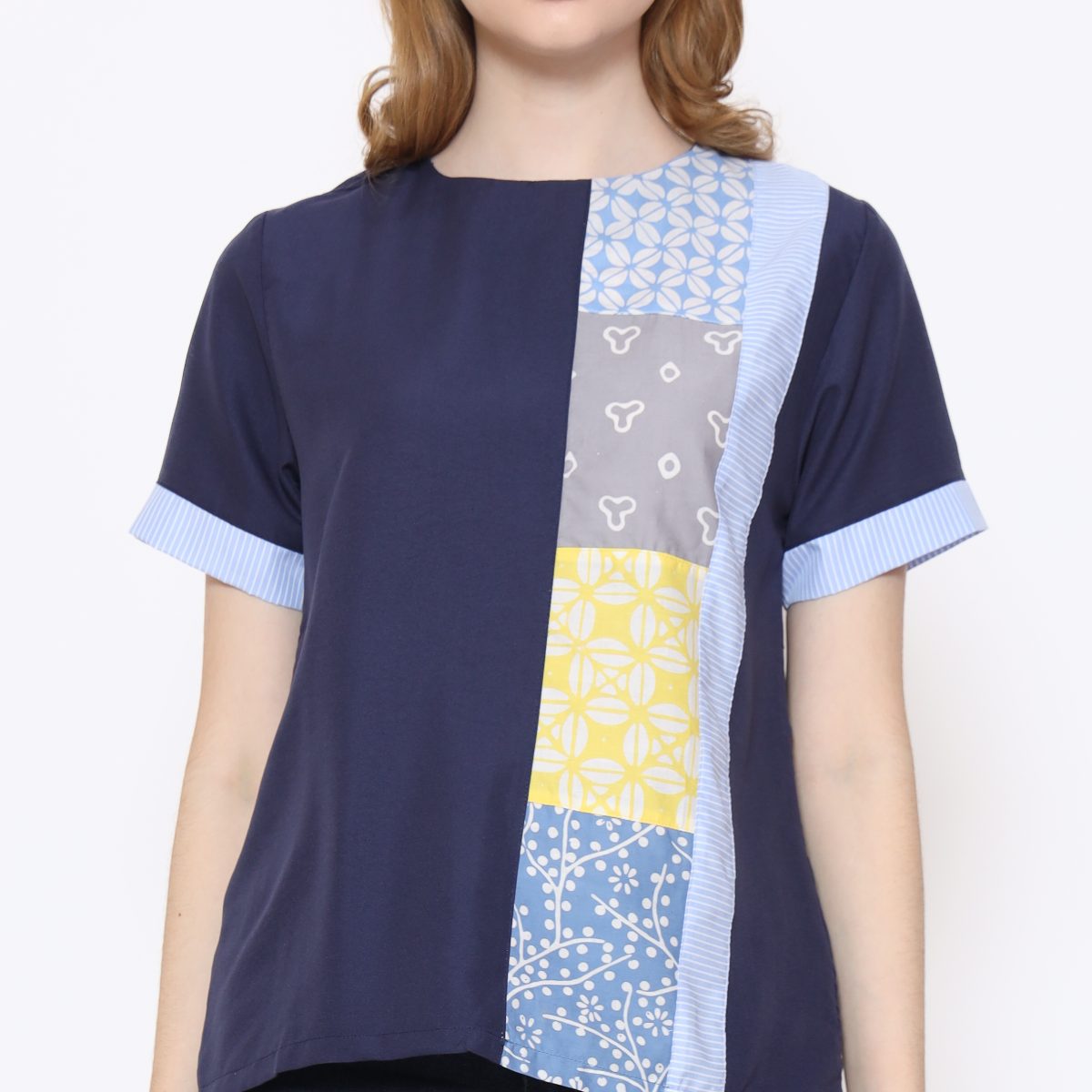 Aline Blouse Navy - Image 2