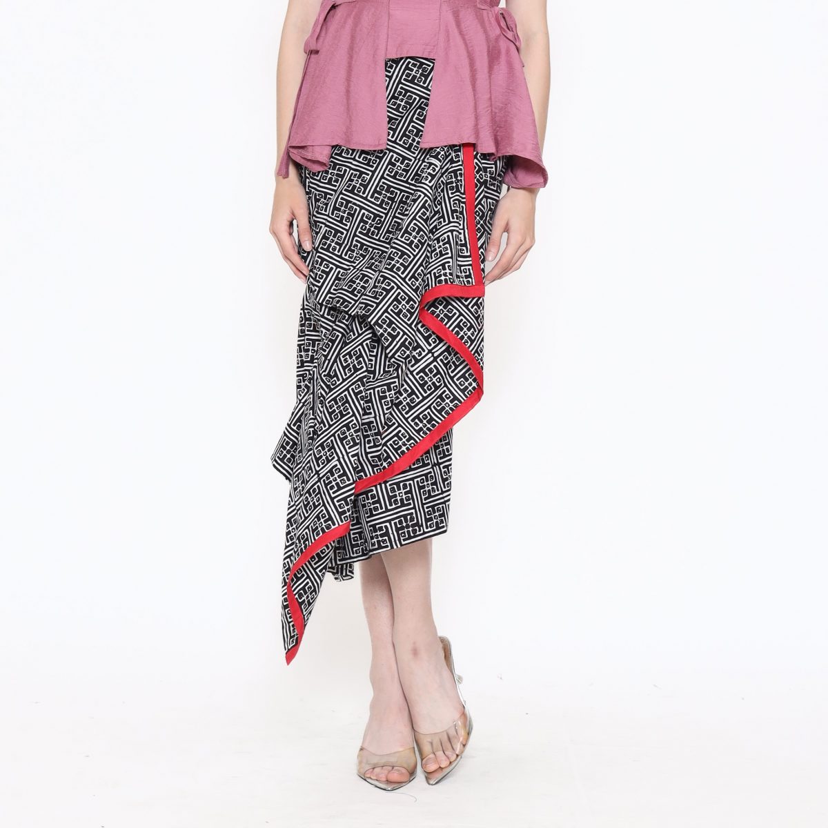 Nusantara Skirt Swastika Black