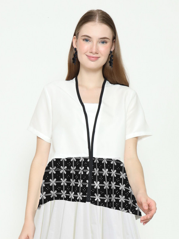 Yuki Blouse White Black