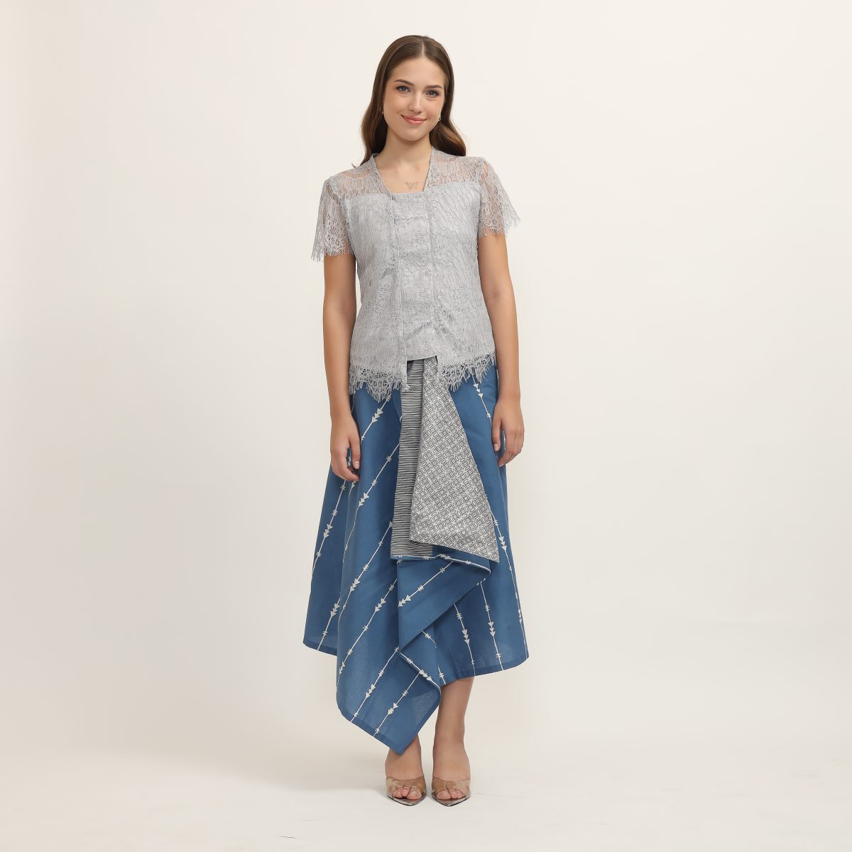 Kebaya Lace Grey - Image 6