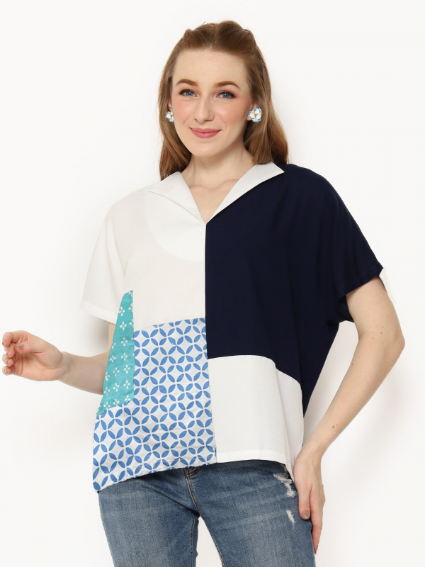 Lyla Blouse Blue