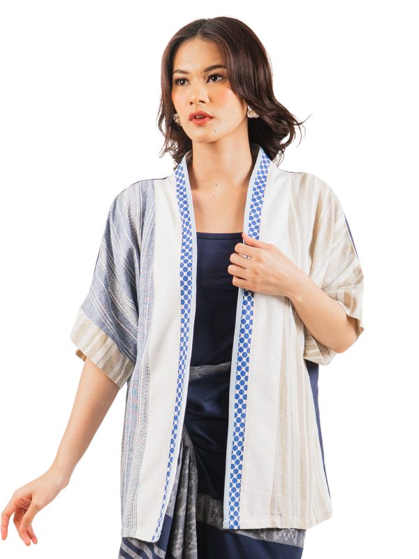 Elaine Blazer Cream