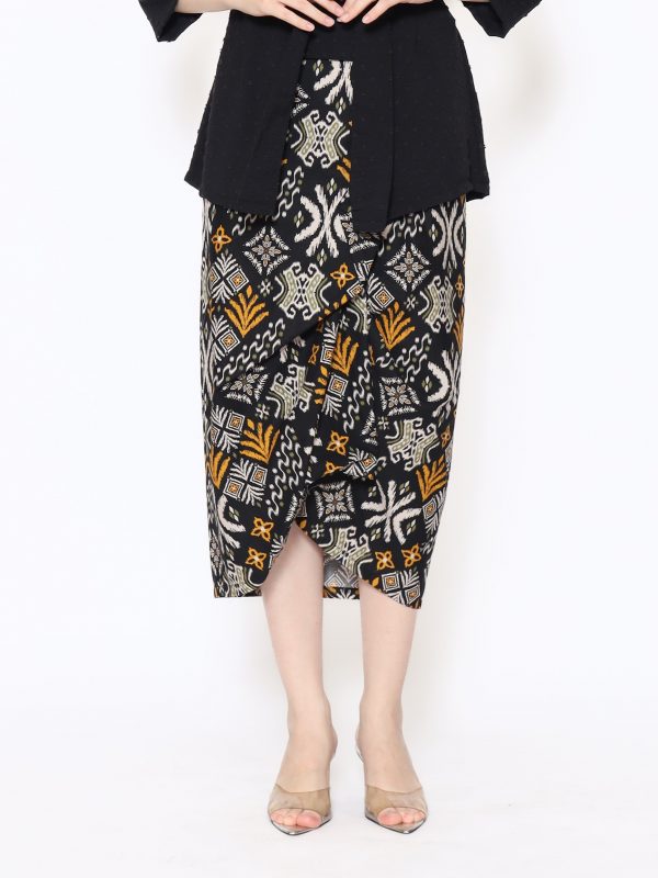 Surya Skirt Black