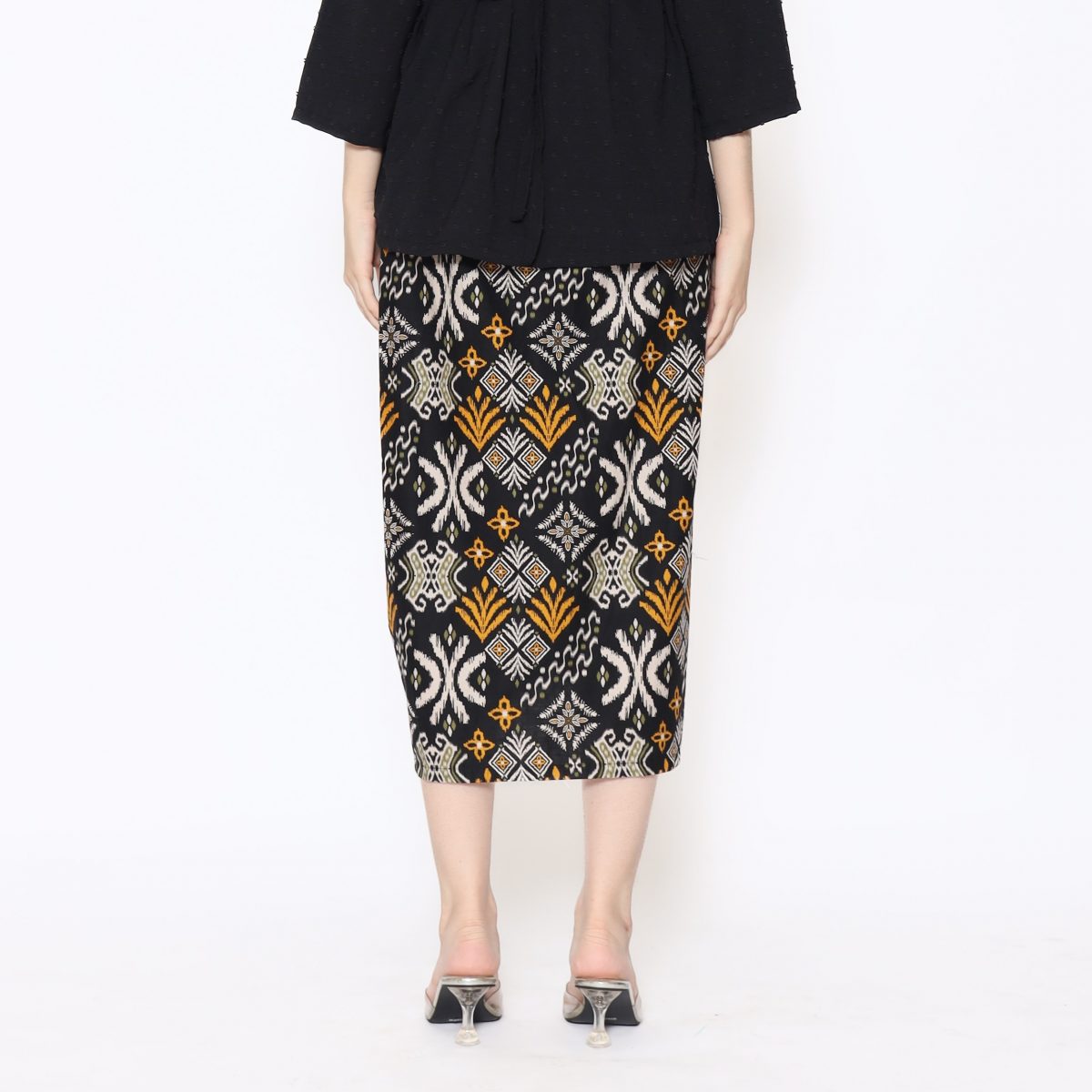 Surya Skirt Black - Image 4