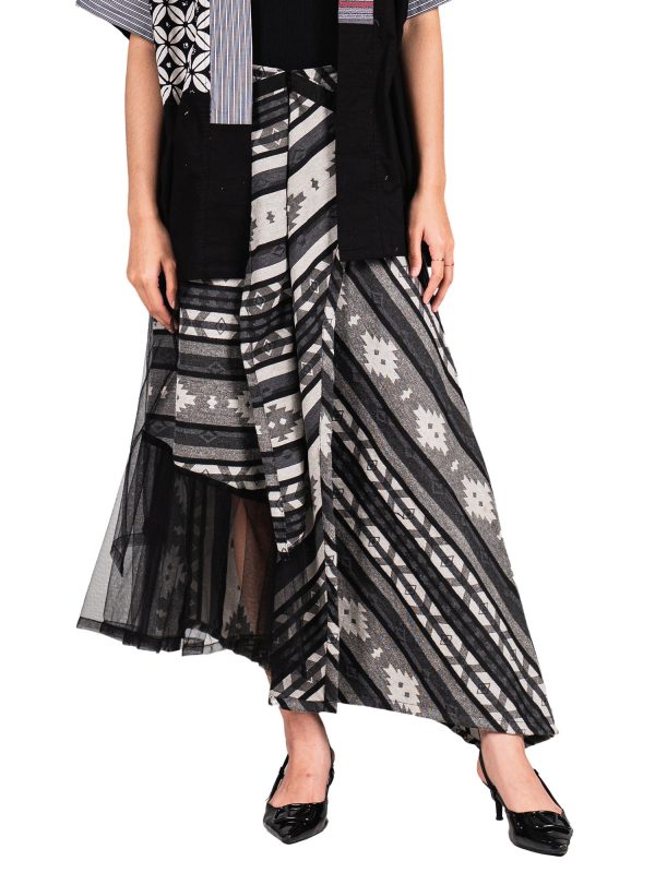 Dandelia Skirt Black